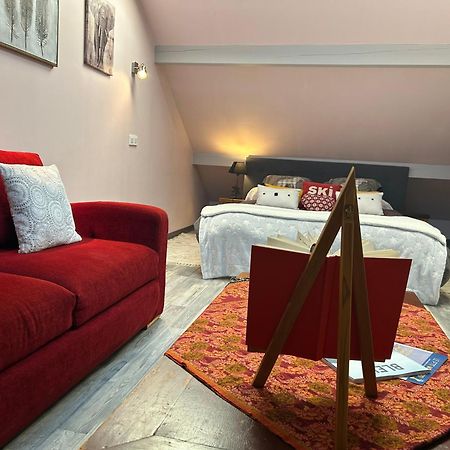 A La Marc'Quize Chambres D'Hotes, Petit Dejeuner Compris, Avec Piscine A Debordement En Exterieur, Bain Nordique A 38 Degres En Prestation Supplement Sur Reservation Horaire Anticipee 1 Place De Parking Gratuite Sur Place Mouxy Dış mekan fotoğraf